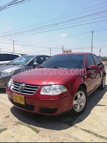 foto Volkswagen Jetta Clásico 2.0L Europa usado (2008) color Rojo Spice precio $22.500.000