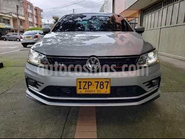 Volkswagen Jetta GLI 2.0L TSI GLI Aut usado (2016) color Gris Platina precio $37.500.000