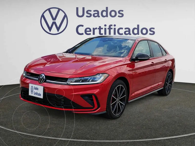 Foto Volkswagen Jetta GLI 2.0L TSI usado (2025) color Rojo financiado en mensualidades(enganche $166,225 mensualidades desde $12,716)