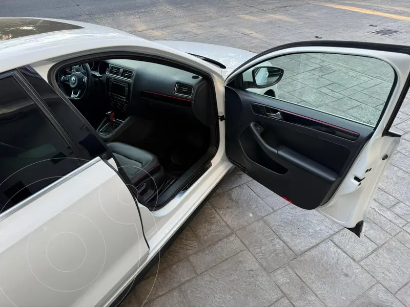 volkswagen jetta-gli