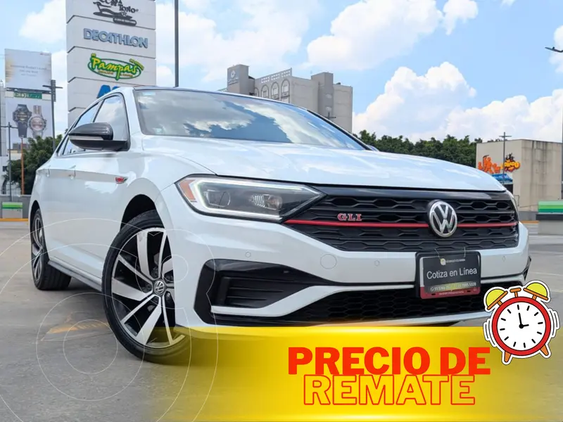 Foto Volkswagen Jetta GLI 2.0T DSG usado (2021) color Blanco precio $410,000