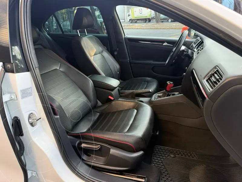 volkswagen jetta-gli