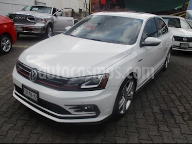 Volkswagen Jetta GLI 2.0T DSG usado (2016) color Blanco precio $320,000