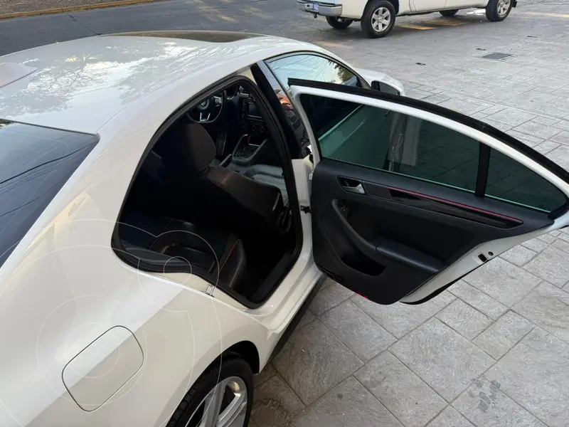 volkswagen jetta-gli