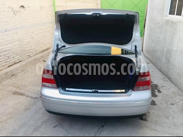 Foto venta Auto usado Volkswagen Jetta 2.0 (2005) color Gris Platino precio $58,000