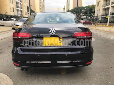 foto Volkswagen Jetta 2.0L Trendline usado (2016) color Negro precio $42.900.000