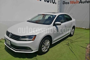 foto Volkswagen Jetta Comfortline Tiptronic usado (2018) color Blanco precio $277,000