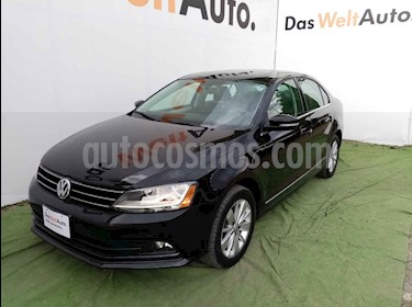 foto Volkswagen Jetta Comfortline Tiptronic usado (2018) color Negro precio $267,500