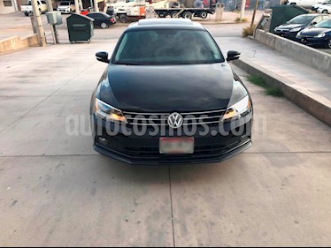 foto Volkswagen Jetta Comfortline Tiptronic usado (2015) color Negro precio $180,000