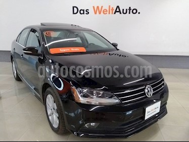 foto Volkswagen Jetta Comfortline usado (2017) color Negro Onix precio $230,000