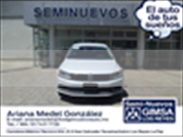 Volkswagen Jetta Fest Tiptronic usado (2017) color Blanco precio $196,000