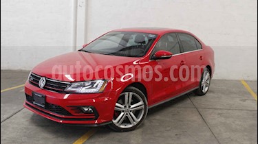 Foto venta Auto usado Volkswagen Jetta GLi Aut (2017) color Rojo precio $365,000
