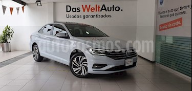 foto Volkswagen Jetta Highline usado (2019) color Plata precio $399,000