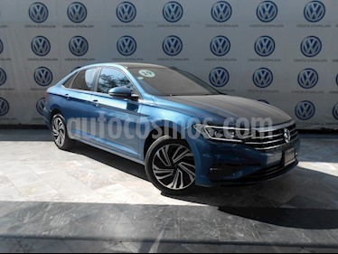 foto Volkswagen Jetta Highline usado (2019) color Azul precio $389,000