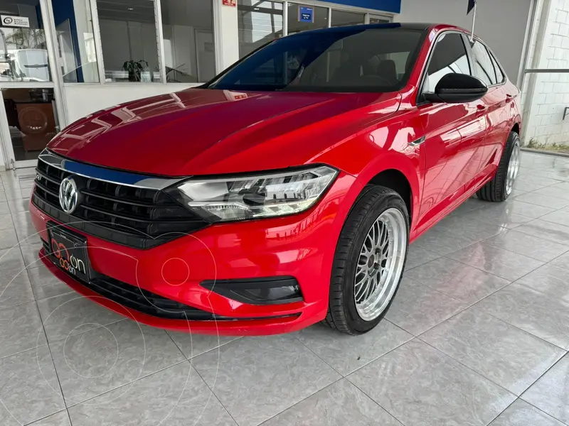 Foto Volkswagen Jetta R-Line usado (2019) color Rojo precio $345,000