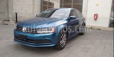 foto Volkswagen Jetta Trendline Tiptronic usado (2017) color Azul precio $230,000