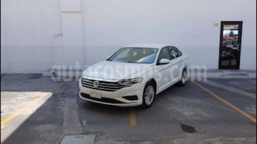 foto Volkswagen Jetta Comfortline Tiptronic usado (2019) color Blanco precio $330,000