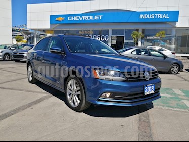 Volkswagen Jetta Sportline 1.8 T Tiptronic Piel usado (2018) color Azul precio $285,000
