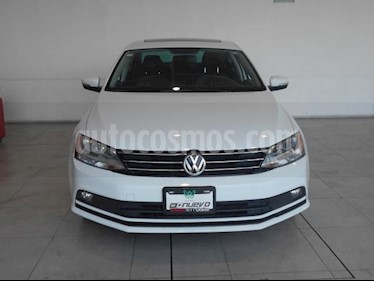 Volkswagen Jetta Sportline usado (2016) color Blanco precio $225,000