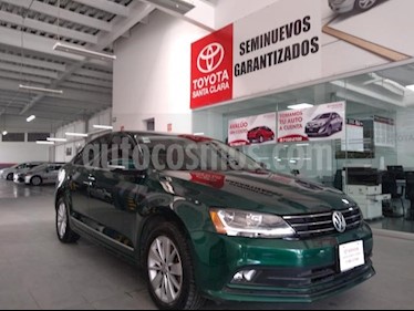 foto Volkswagen Jetta Trendline usado (2017) color Verde precio $240,000
