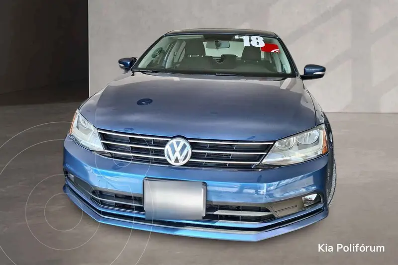 Foto Volkswagen Jetta Trendline usado (2018) color Azul precio $245,000
