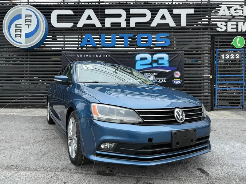 Foto Volkswagen Jetta Sportline Tiptronic usado (2015) color Azul precio $199,000