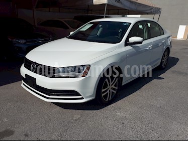foto Volkswagen Jetta Trendline Tiptronic usado (2017) color Blanco precio $235,000