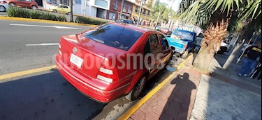 Volkswagen Jetta 2.0 usado (2004) color Rojo precio $62,000