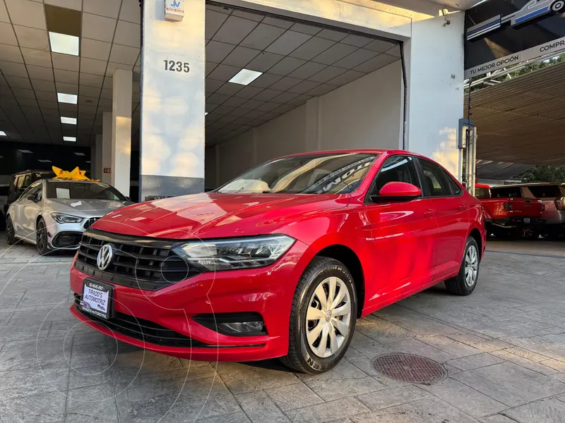 Foto Volkswagen Jetta Trendline Tiptronic usado (2019) color Rojo precio $259,900