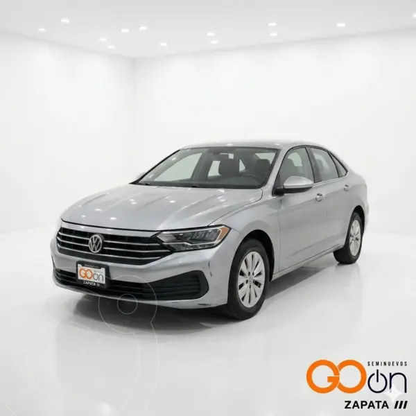 Foto Volkswagen Jetta Comfortline usado (2022) color VWA PLATA PIRITA precio $330,000