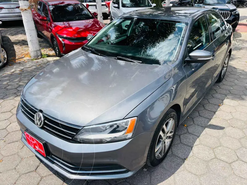 Foto Volkswagen Jetta Trendline Tiptronic usado (2016) color Gris precio $217,000