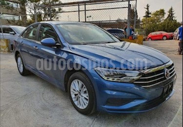 Volkswagen Jetta Comfortline usado (2019) color Azul precio $279,000