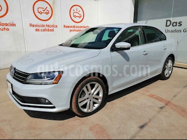 Volkswagen Jetta 4p Sportline L5/2.5 Aut usado (2018) color Plata precio $294,000