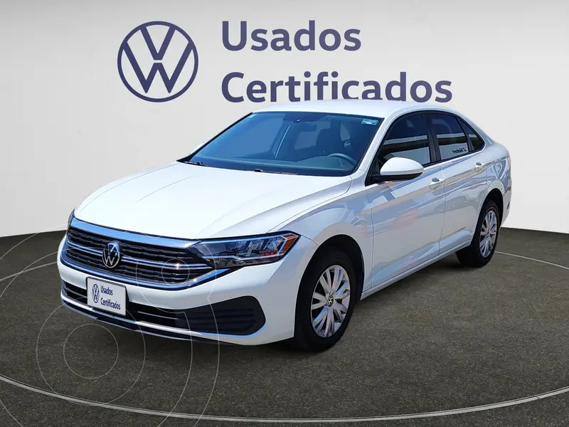 Foto Volkswagen Jetta Comfortline usado (2023) color Blanco precio $395,900