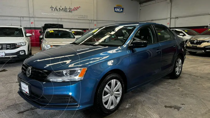 Foto Volkswagen Jetta 2.0 usado (2018) color Azul financiado en mensualidades(enganche $48,400 mensualidades desde $5,184)