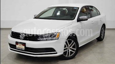 Volkswagen Jetta 2.0 usado (2016) color Blanco precio $189,000