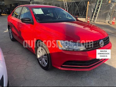 Volkswagen Jetta 2.0 Tiptronic usado (2018) color Rojo Tornado precio $215,000