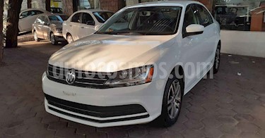 Volkswagen Jetta 4p Trendline L5/2.5 Aut usado (2018) color Blanco precio $199,900