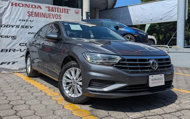 Foto Volkswagen Jetta Comfortline Tiptronic usado (2019) color Gris financiado en mensualidades(enganche $116,000 mensualidades desde $5,100)