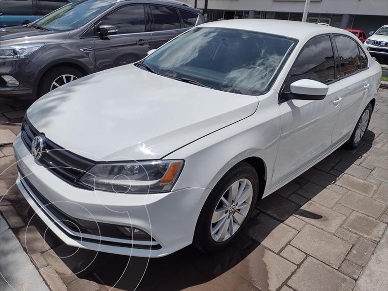 Foto Volkswagen Jetta 2.0 usado (2018) color Blanco precio $235,000