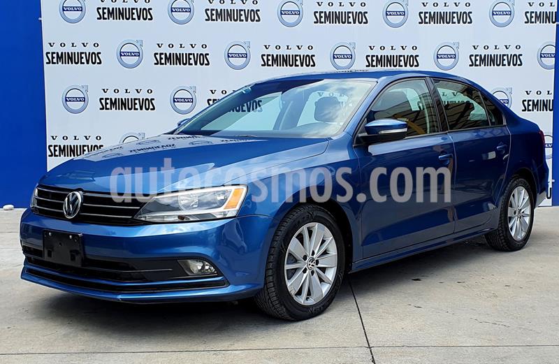 foto Volkswagen Jetta Comfortline usado (2016) color Azul Marino precio $235,000