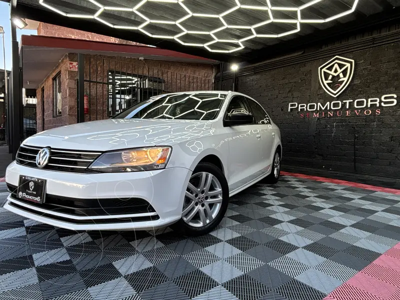 Foto Volkswagen Jetta 2.0 Tiptronic usado (2015) color Blanco precio $179,900