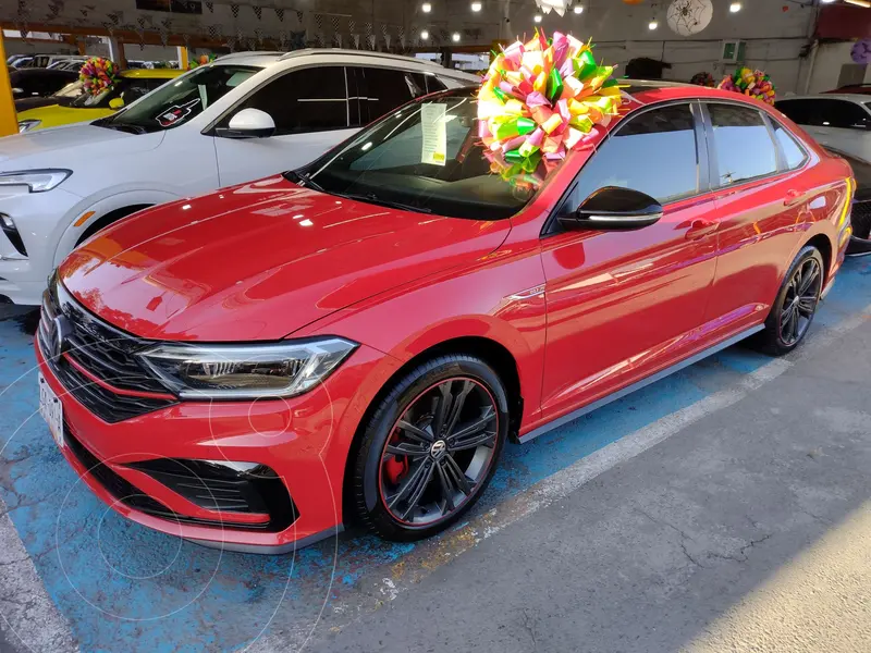Foto Volkswagen Jetta R-Line usado (2019) color Rojo precio $379,900