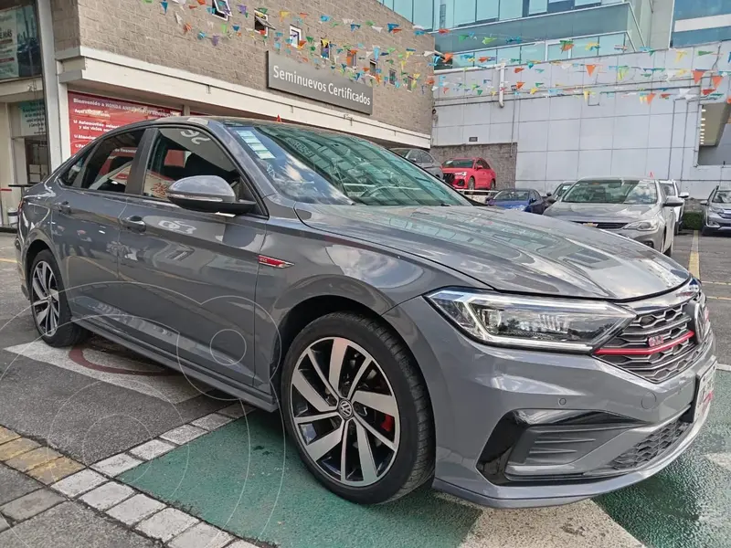Foto Volkswagen Jetta R-Line usado (2019) color Gris financiado en mensualidades(enganche $173,470 mensualidades desde $7,299)