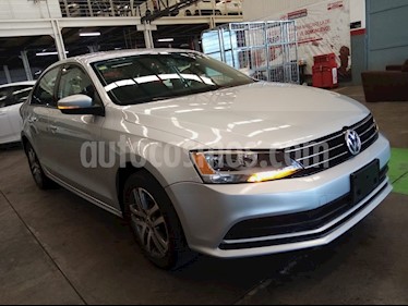 Volkswagen Jetta Trendline usado (2015) color Plata precio $199,000