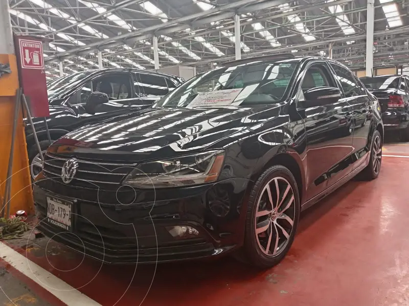 Foto Volkswagen Jetta Sportline usado (2018) color Negro financiado en mensualidades(enganche $62,500 mensualidades desde $6,700)