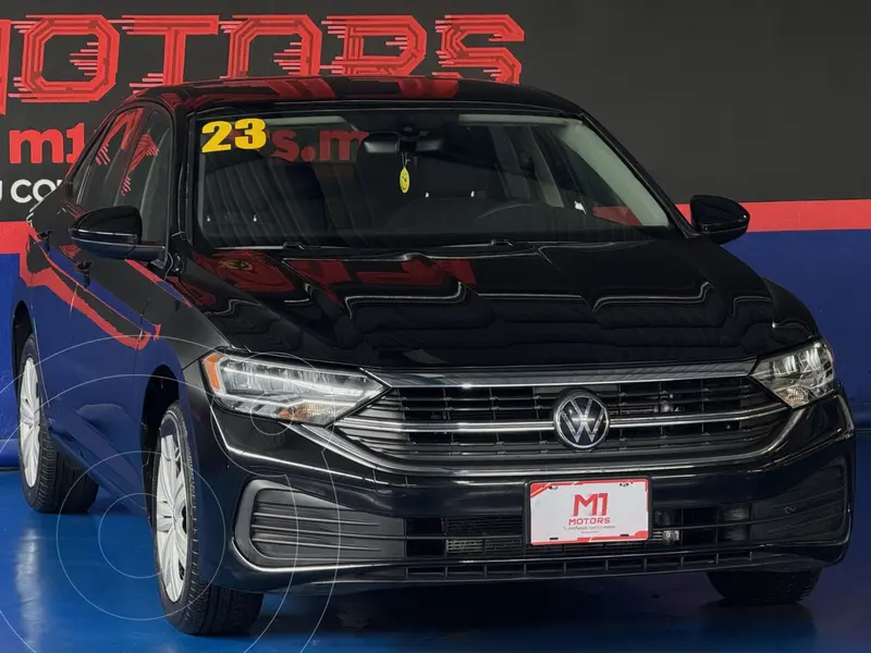 Foto Volkswagen Jetta Trendline usado (2023) color Negro financiado en mensualidades(enganche $64,980)