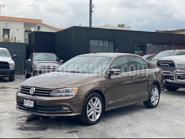 foto Volkswagen Jetta Sportline Tiptronic usado (2015) color Café precio $185,800