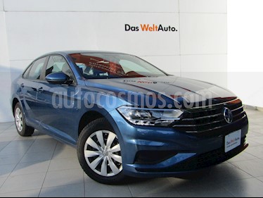 foto Volkswagen Jetta Trendline Tiptronic usado (2019) color Azul precio $298,000