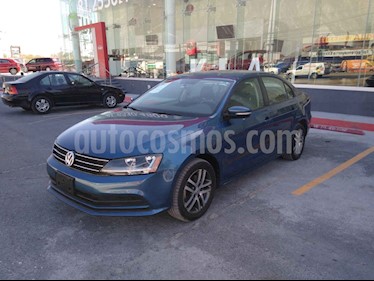 foto Volkswagen Jetta Trendline Tiptronic usado (2017) color Azul precio $235,000